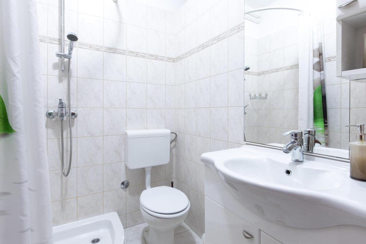 Apartmani Paradiso Krk Town Buitenkant foto