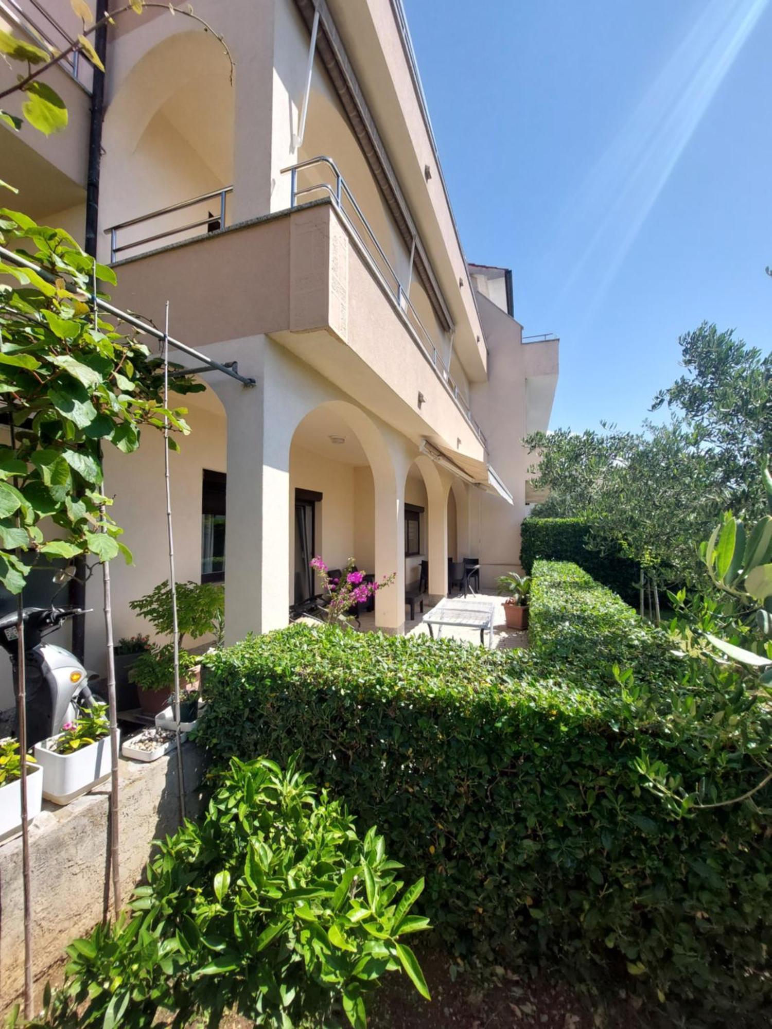 Apartmani Paradiso Krk Town Buitenkant foto